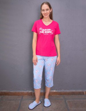 JPA0191 pijama parejas - CADA DÍA MÁS GUAPA/GUAPO - ella capri él bermuda